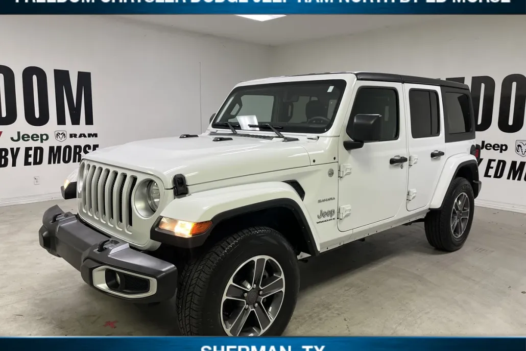 2023 Jeep Wrangler Sahara photo 1