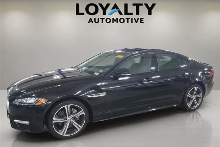 2018 Jaguar XF 25t R-Sport photo 1