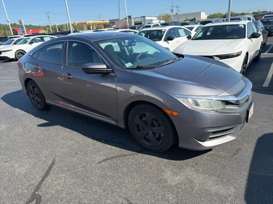 2017 Honda Civic LX photo 1