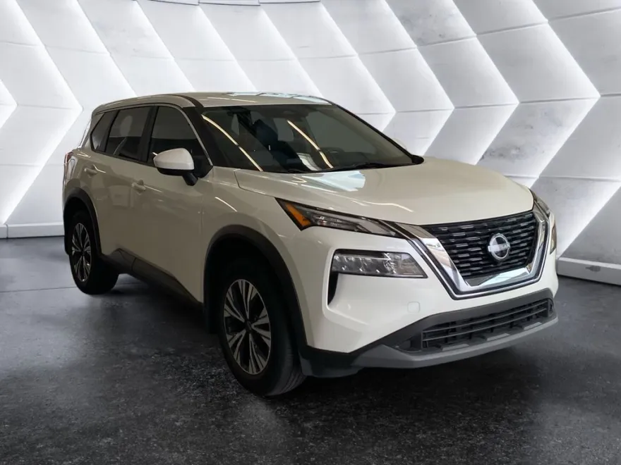 2023 Nissan Rogue SV photo 1