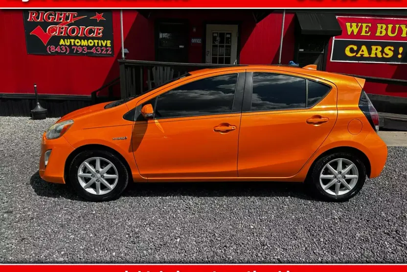 2015 Toyota Prius C Four photo 1