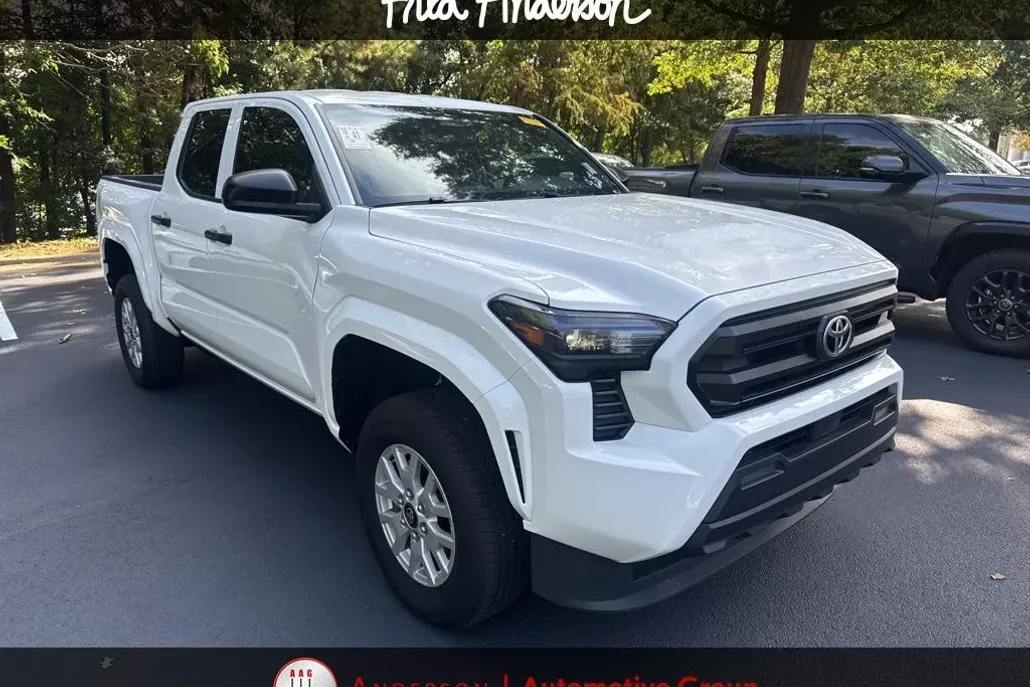 2024 Toyota Tacoma SR photo 1