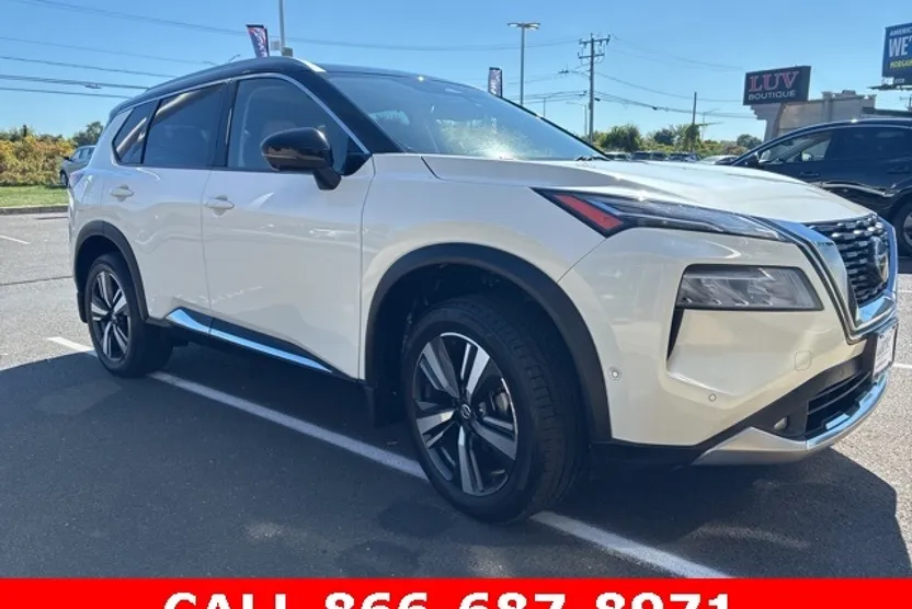 2021 Nissan Rogue Platinum photo 1