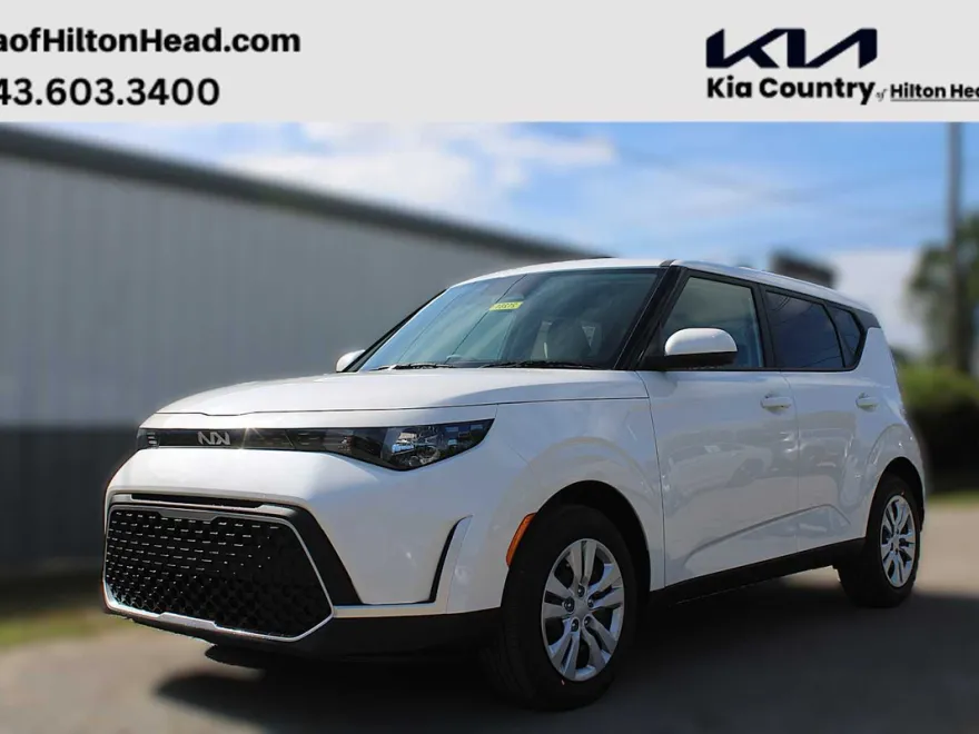 2025 Kia Soul LX photo 1