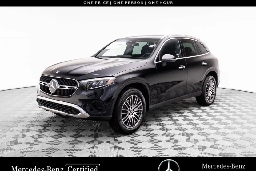 2025 Mercedes Benz GLC 300 4MATIC photo 1