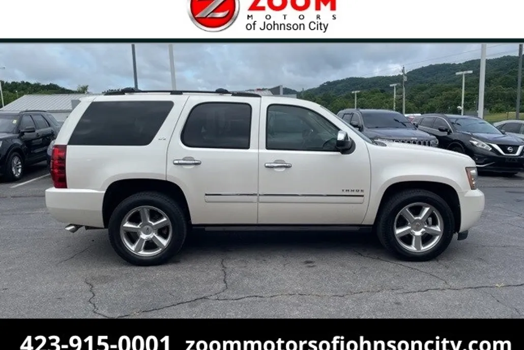 2013 Chevrolet Tahoe LTZ photo 1