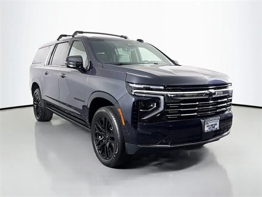 2025 Chevrolet Suburban Premier photo 1