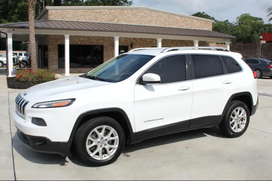 2014 Jeep Cherokee Latitude photo 1