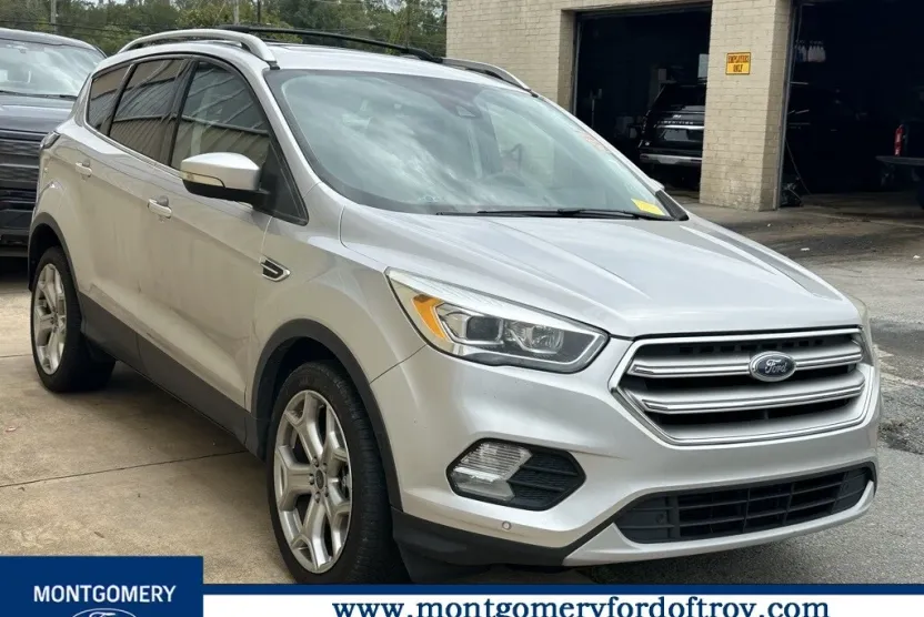 2017 Ford Escape Titanium photo 1