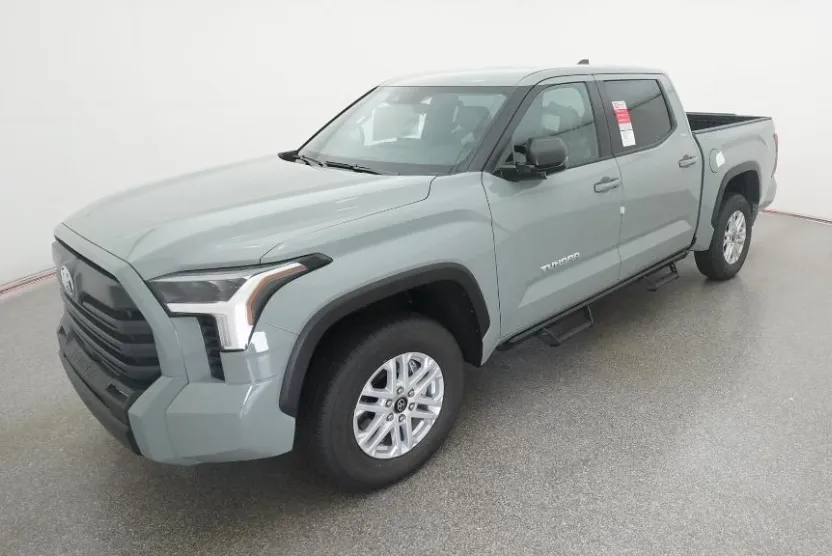 2026 Toyota Tundra SR5 CrewMax photo 1