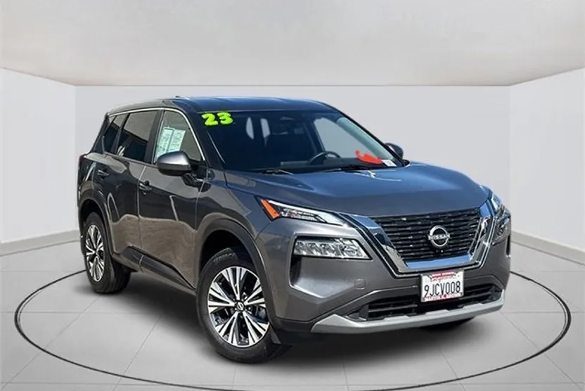 2023 Nissan Rogue SV photo 1
