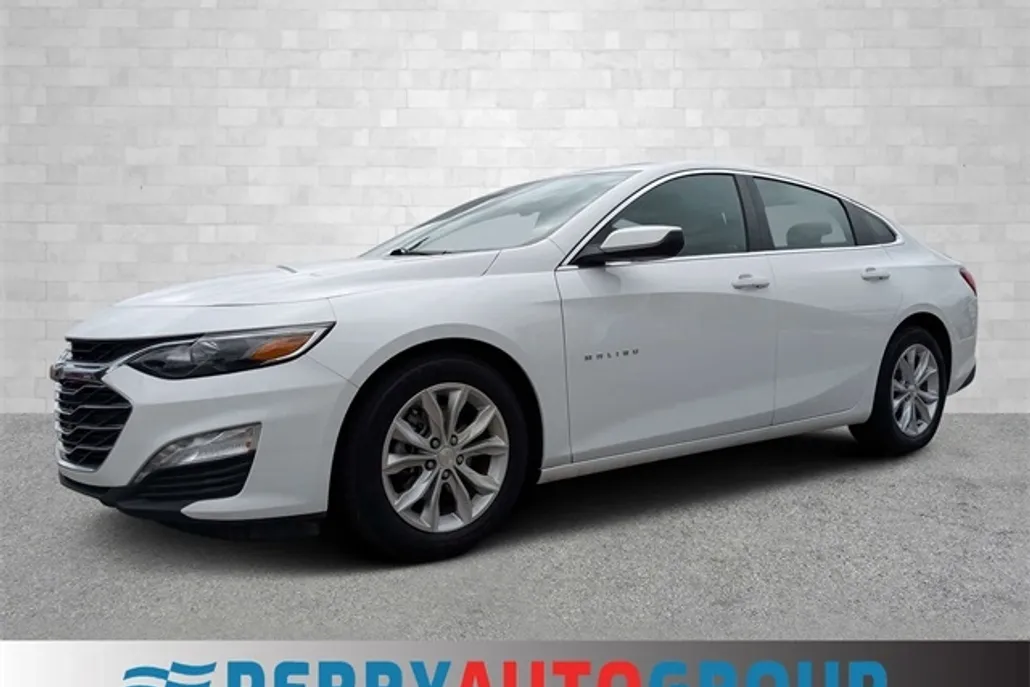 2024 Chevrolet Malibu 1LT photo 1