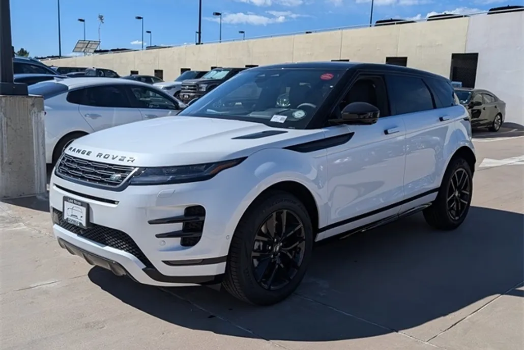 2026 Land Rover Range Rover Evoque Dynamic SE photo 1