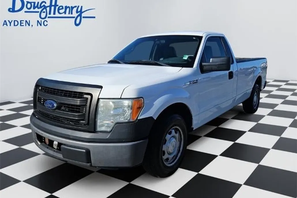 2013 Ford F-150 XL photo 1