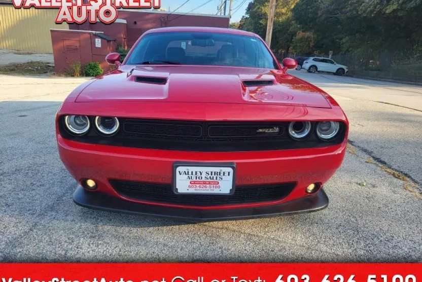 2015 Dodge Challenger R/T Scat Pack photo 1