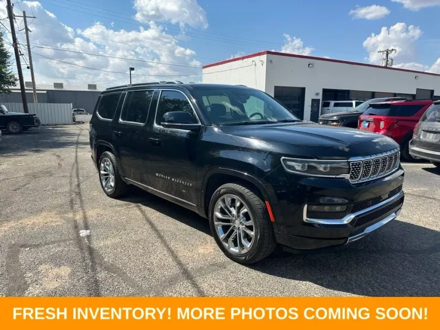 2022 Jeep Grand Wagoneer II photo 1