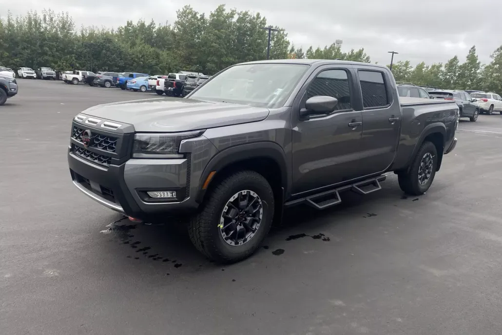 2026 Nissan Frontier PRO-4X photo 1