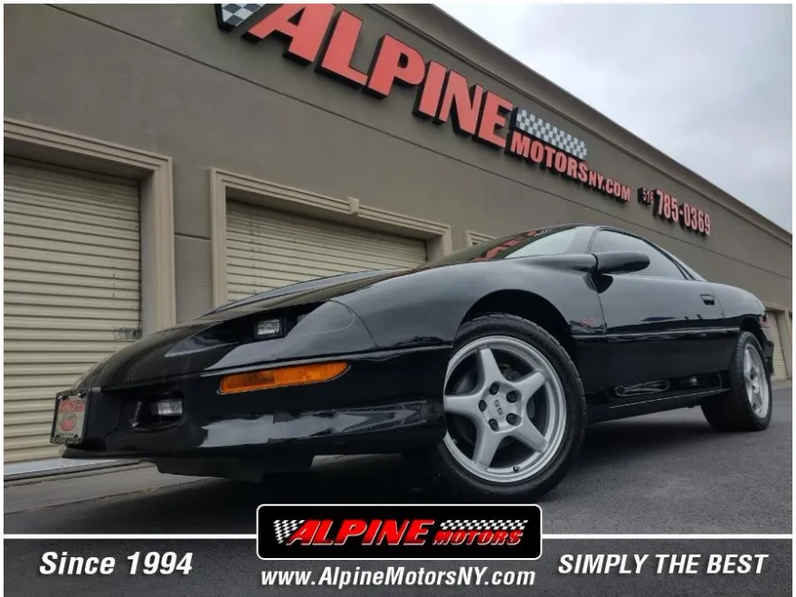 1997 Chevrolet Camaro SS photo 1