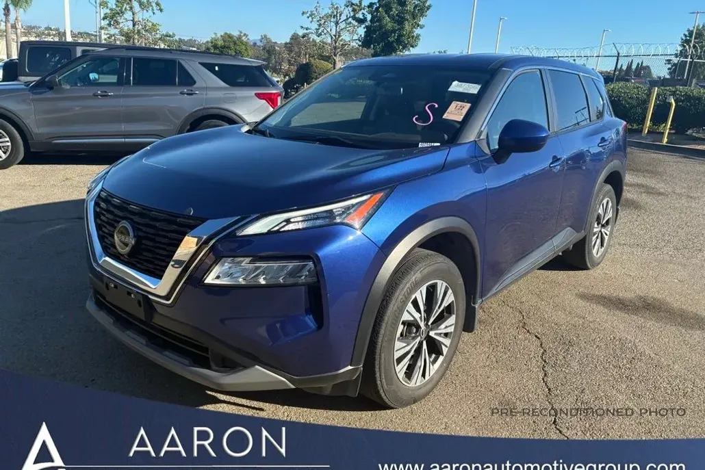 2023 Nissan Rogue SV photo 1