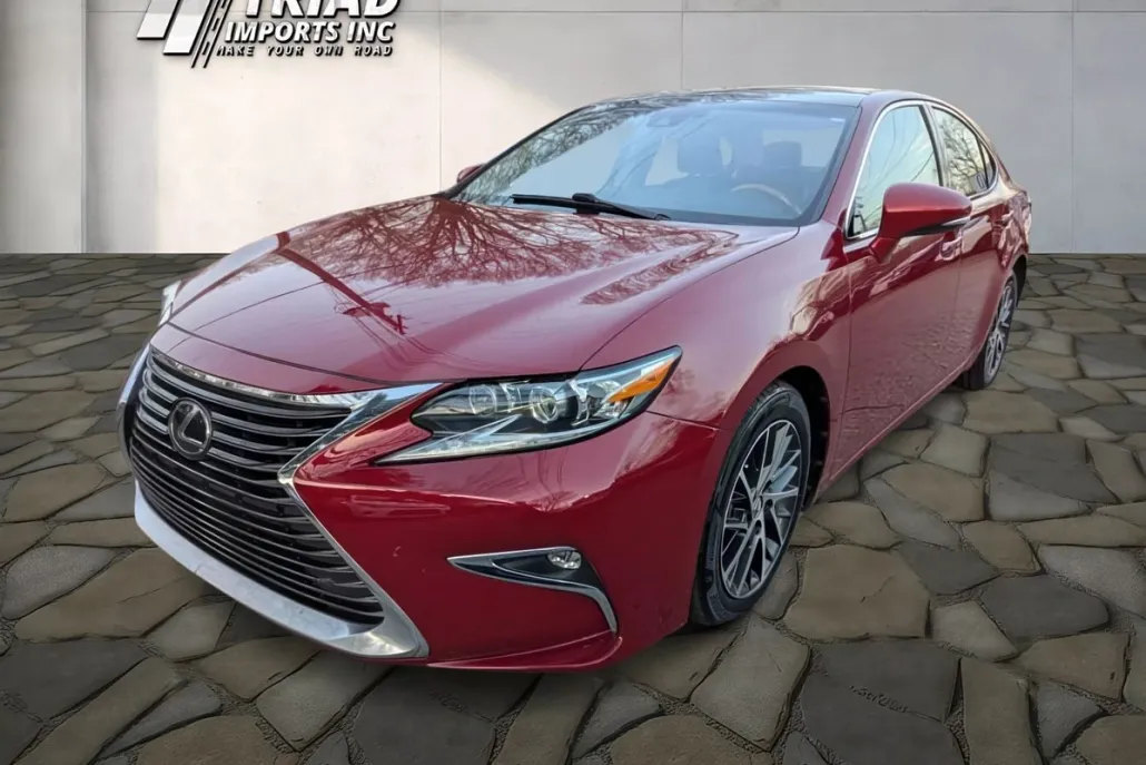 2017 Lexus ES 350 photo 1