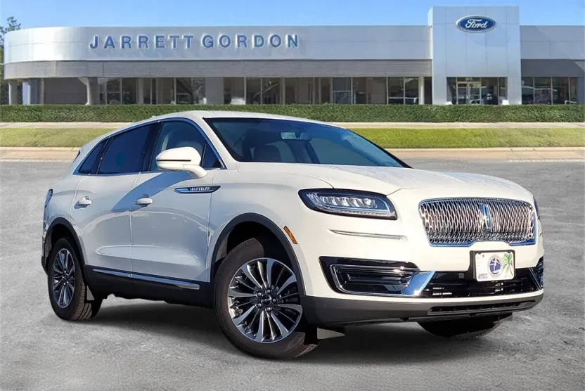 2020 Lincoln Nautilus Standard photo 1