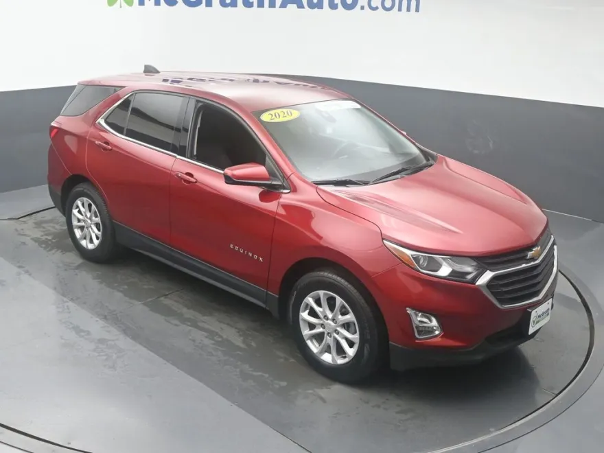 2020 Chevrolet Equinox LT photo 1