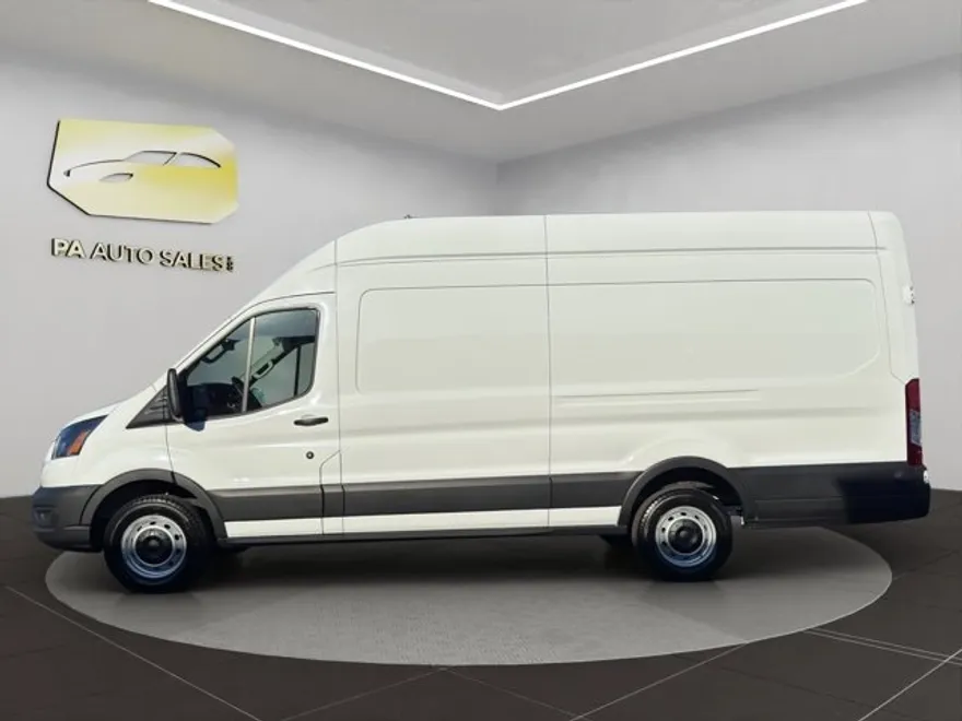 2025 Ford Transit Cargo Van photo 1
