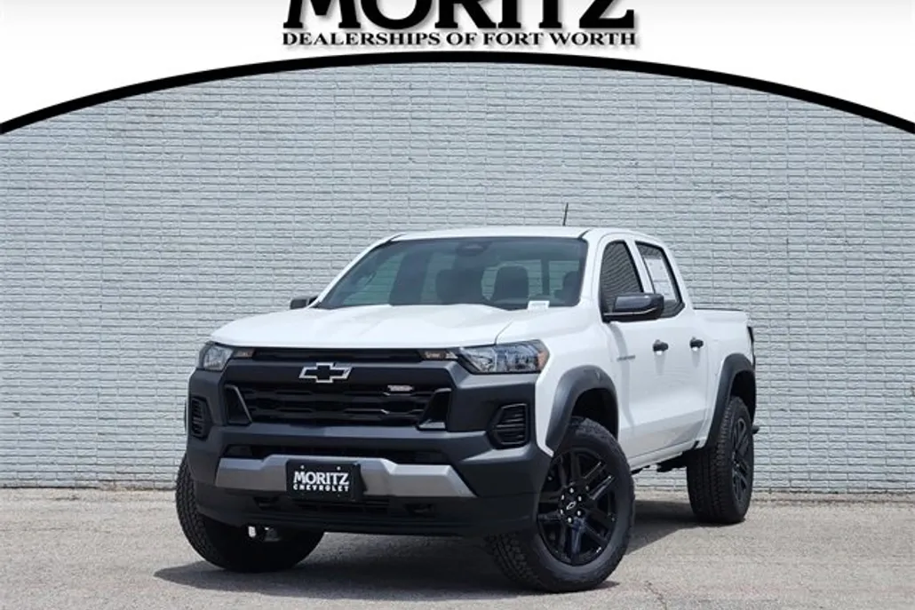 2025 Chevrolet Colorado Trail Boss photo 1