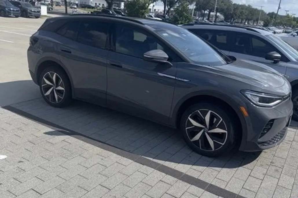 2023 Volkswagen ID.4 Pro S photo 1