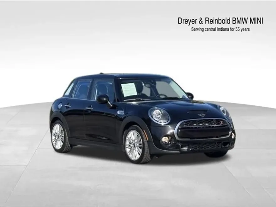 2019 Mini Cooper 4 Door Hardtop S photo 1
