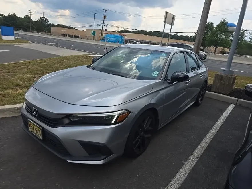 2022 Honda Civic Sport photo 1