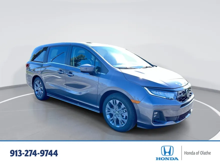 2026 Honda Odyssey Touring photo 1