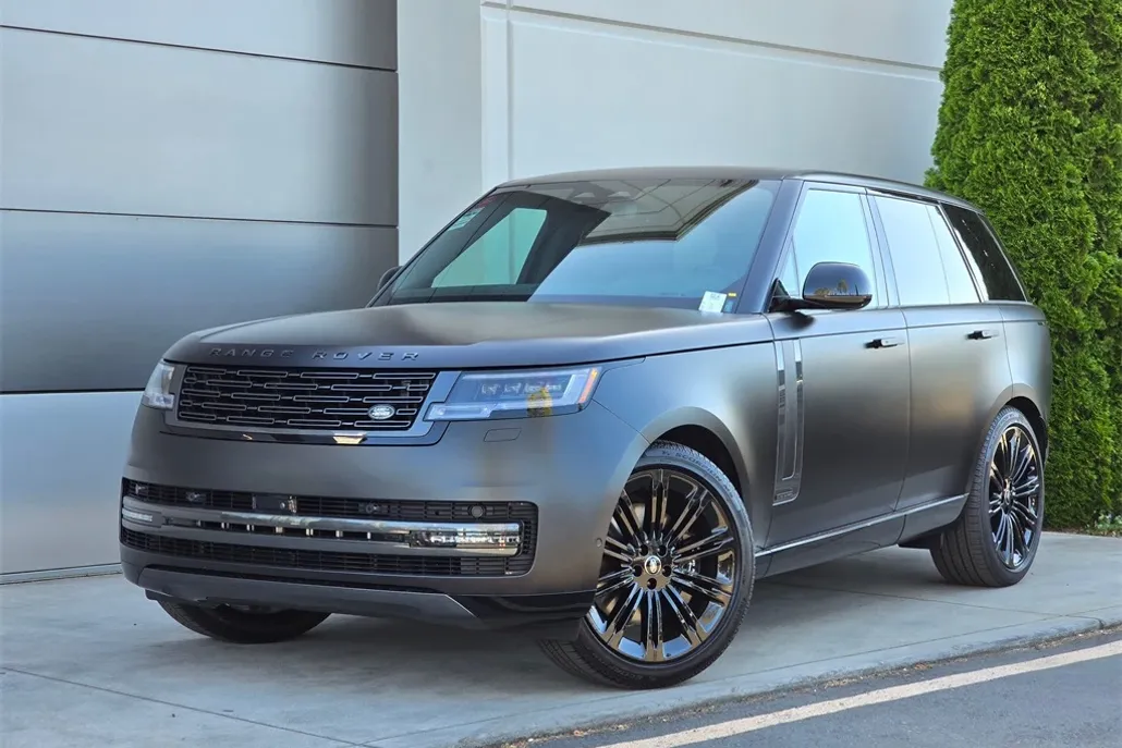 2025 Land Rover Range Rover Autobiography photo 1