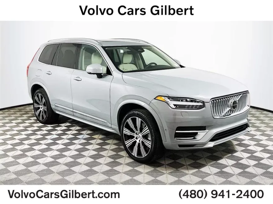 2025 Volvo XC90 T8 AWD Plus photo 1