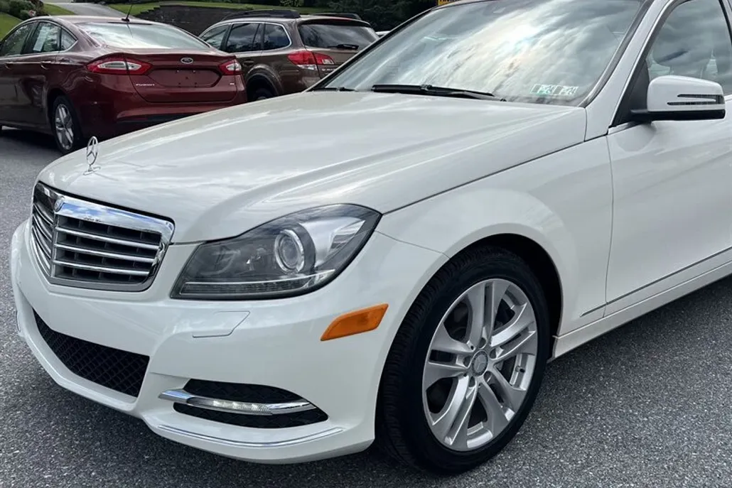 2012 Mercedes Benz C 300 Sport 4MATIC photo 1
