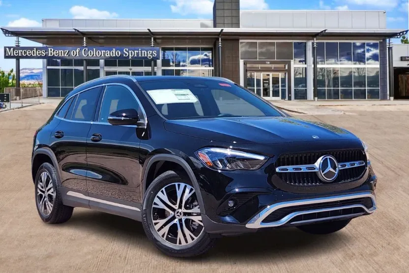 2026 Mercedes Benz GLA 250 4MATIC photo 1