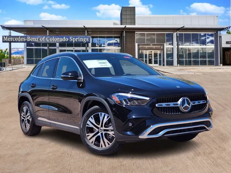 2026 Mercedes Benz GLA 250 4MATIC photo 1