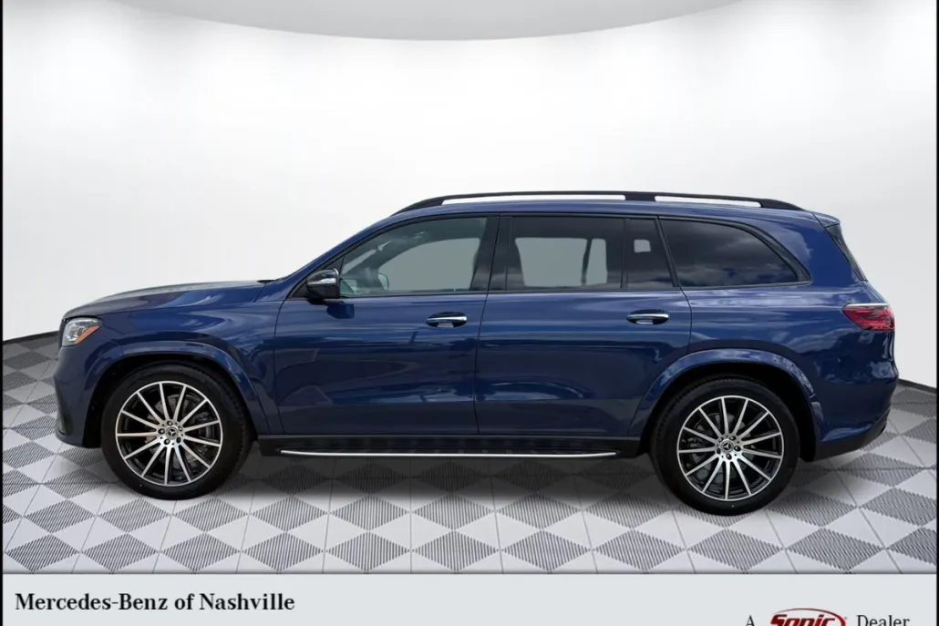 2026 Mercedes Benz GLS 450 4MATIC photo 1