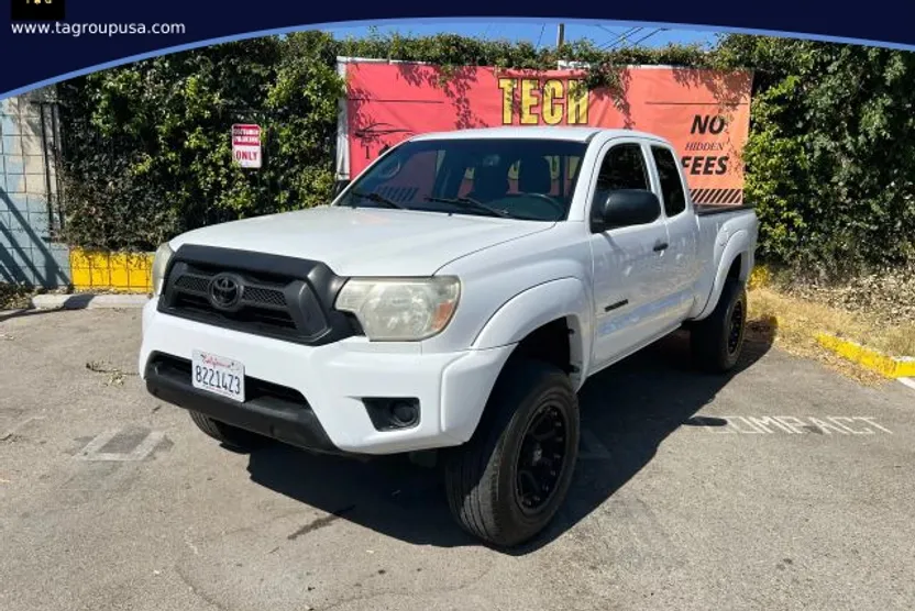 2012 Toyota Tacoma Access Cab PreRunner photo 1