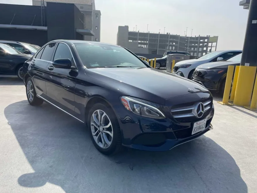2017 Mercedes Benz C 300 4MATIC photo 1