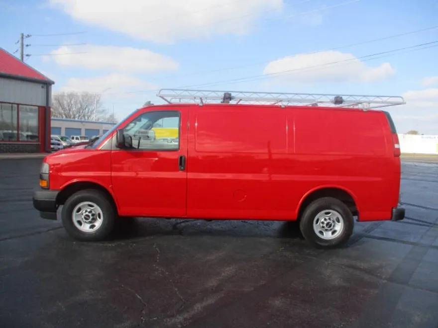 2019 Gmc Savana 3500 Cargo photo 1