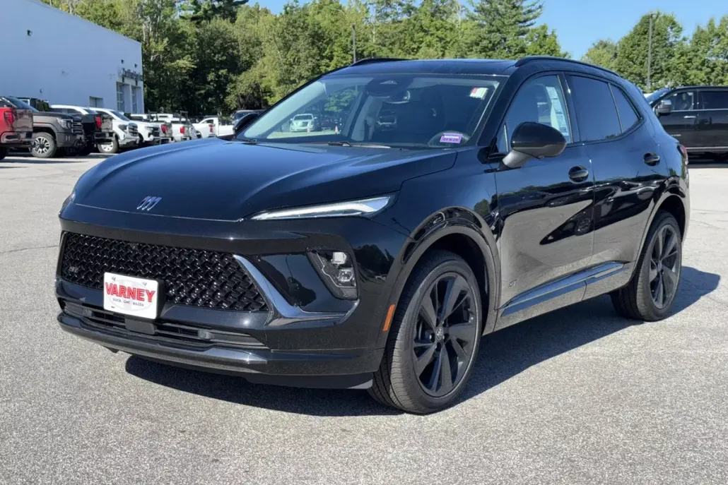 2024 Buick Envision Sport Touring photo 1