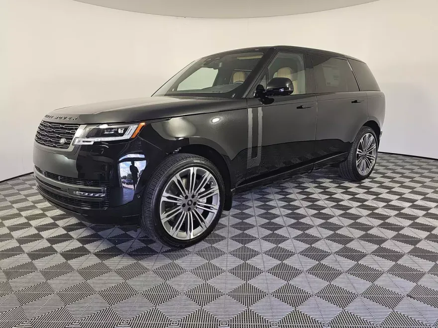 2025 Land Rover Range Rover SE photo 1