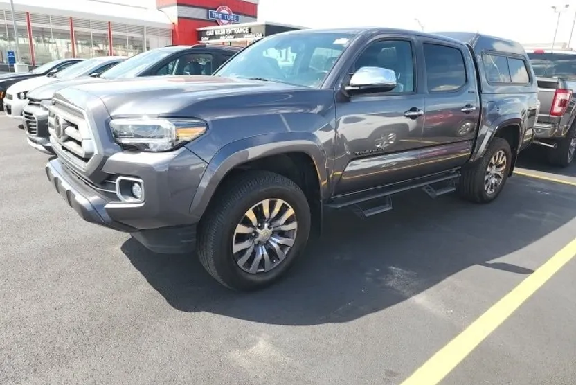 2021 Toyota Tacoma Limited photo 1