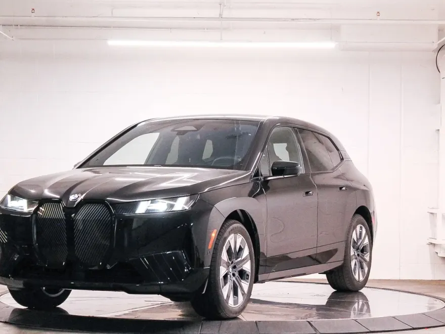 2026 Bmw iX photo 3
