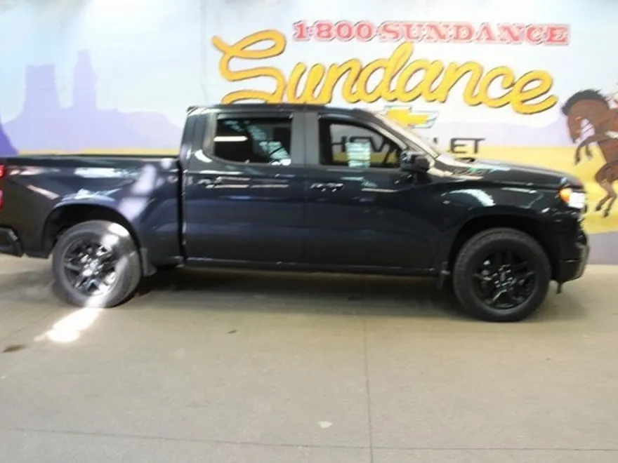 2023 Chevrolet Silverado 1500 RST photo 1