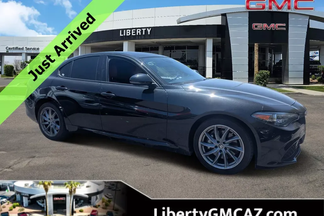 2023 Alfa Romeo Giulia SPRINT photo 1