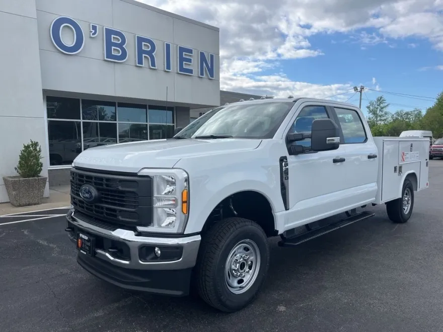 2025 Ford F-250 photo 1