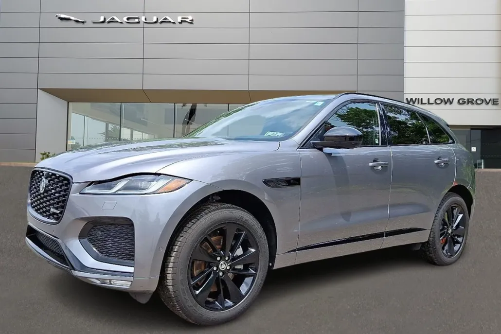 2025 Jaguar F-PACE R-Dynamic S P250 photo 1