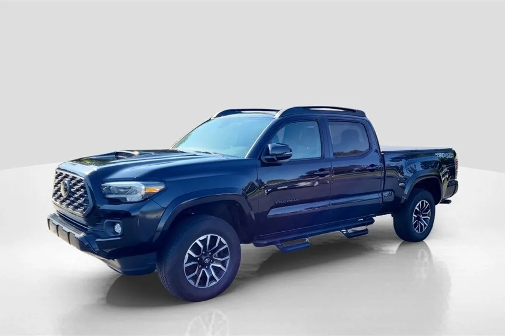 2022 Toyota Tacoma TRD Sport photo 1
